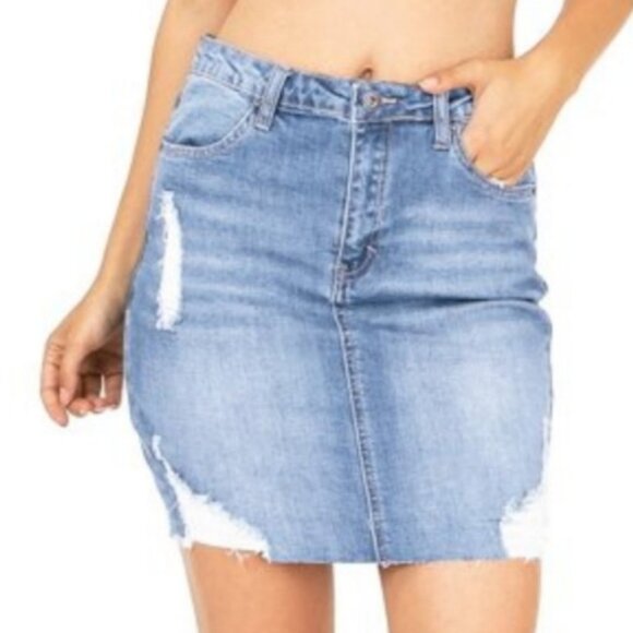 Wax Jeans Light Wash Distressed  Mini Denim Skirt Frayed Hem Size Large #1622 - Picture 1 of 9
